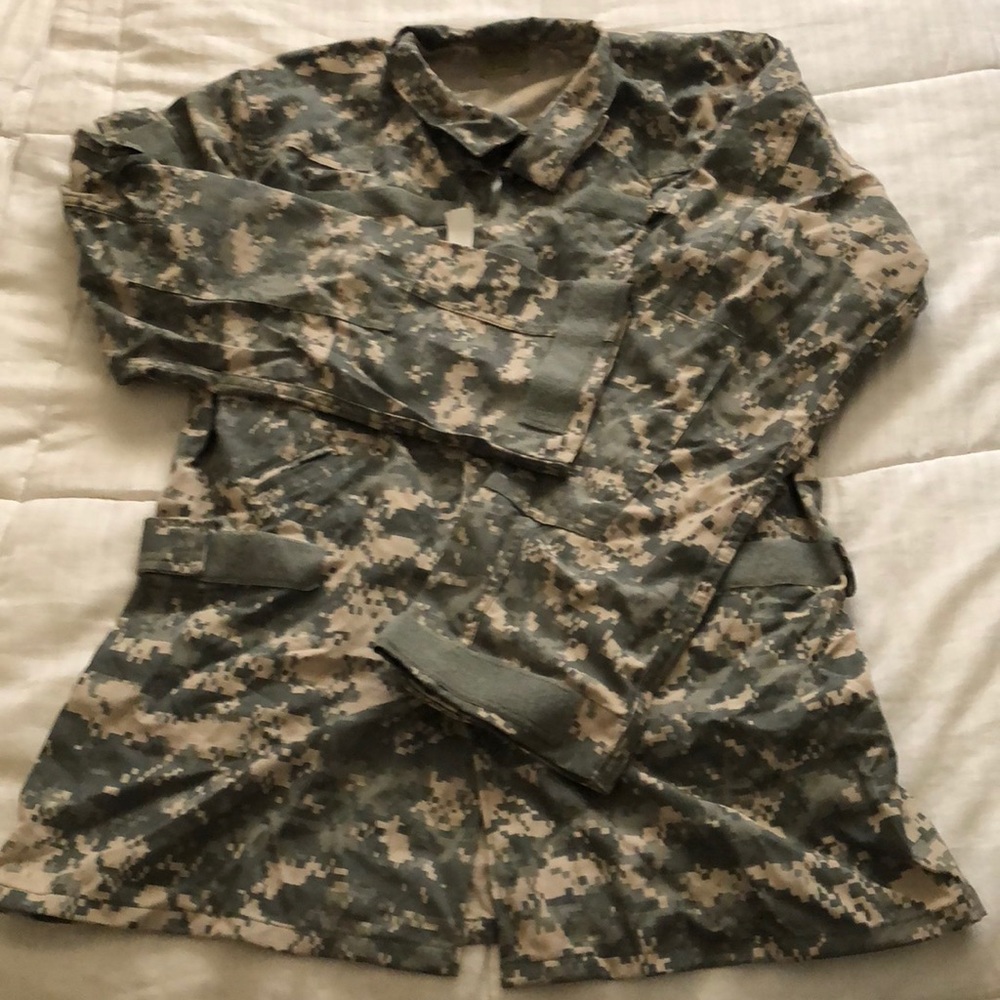 Army Flight Uniform - Picture 3 of 5